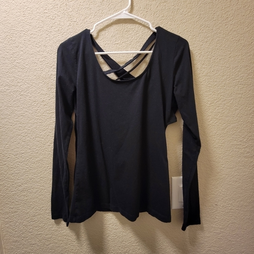 Fabletics strappy bags long sleeve shirt